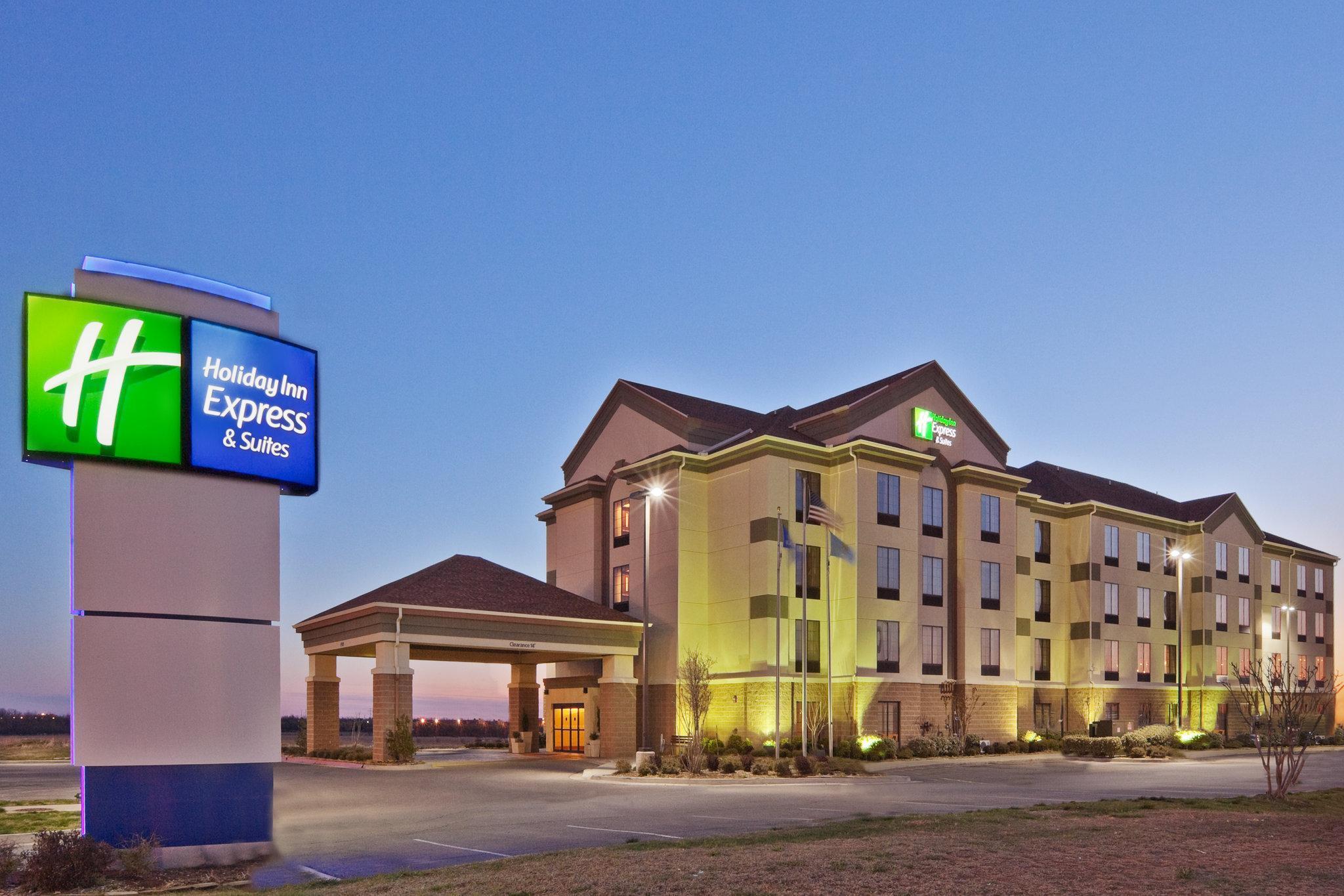 Holiday Inn Express Hotel & Suites Shawnee I-40, An Ihg Hotel Exterior photo